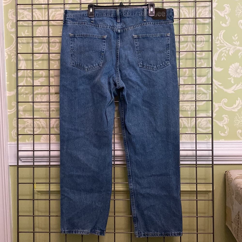 42 x 30 Lee’s regular fit jeans