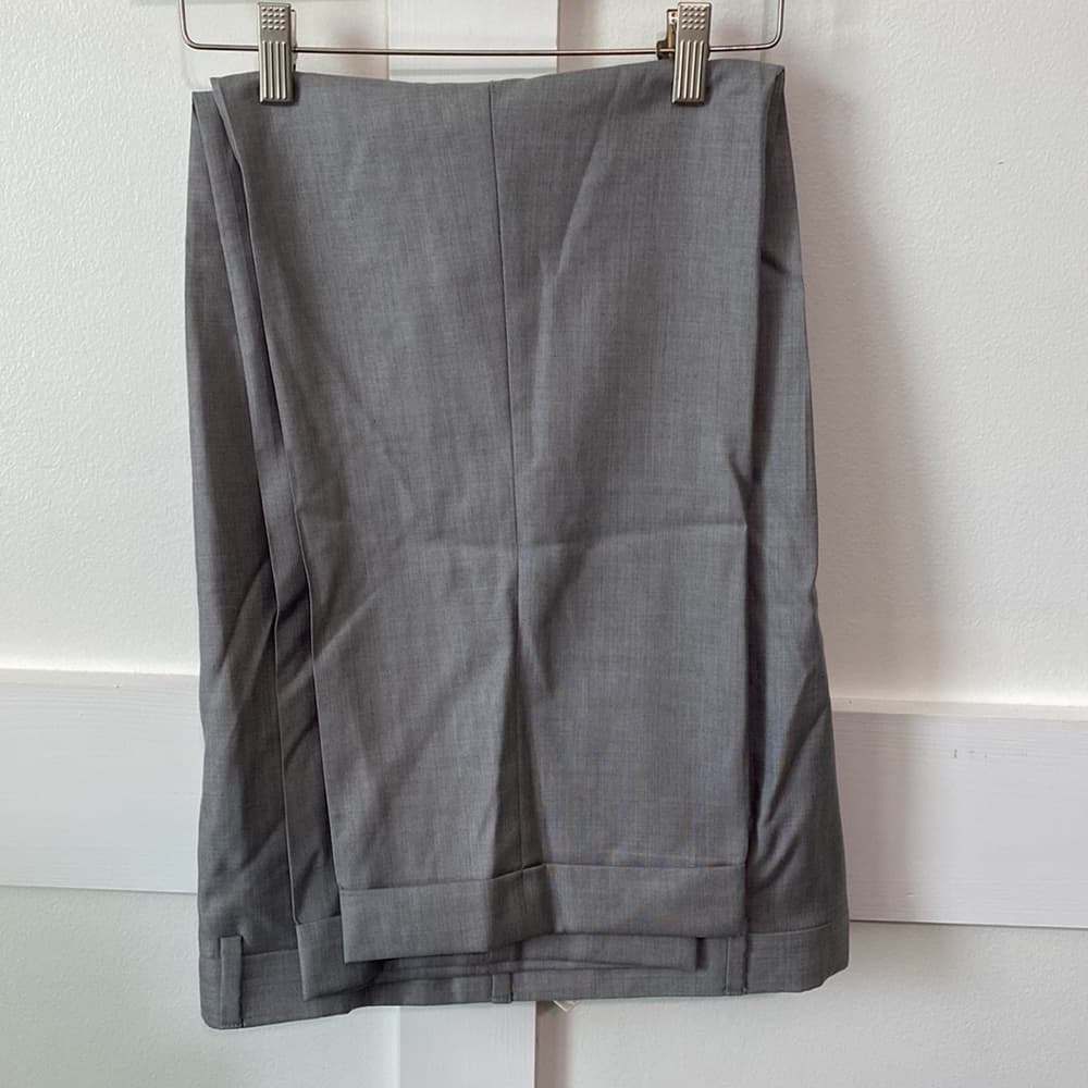 35 x 26 Jos. A. Bank gray dress slacks