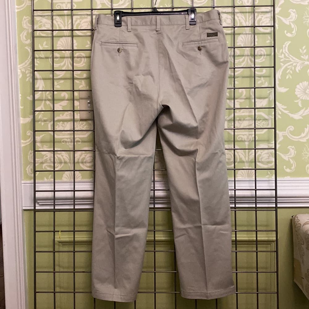 36 x 30 Lee’s khaki pants