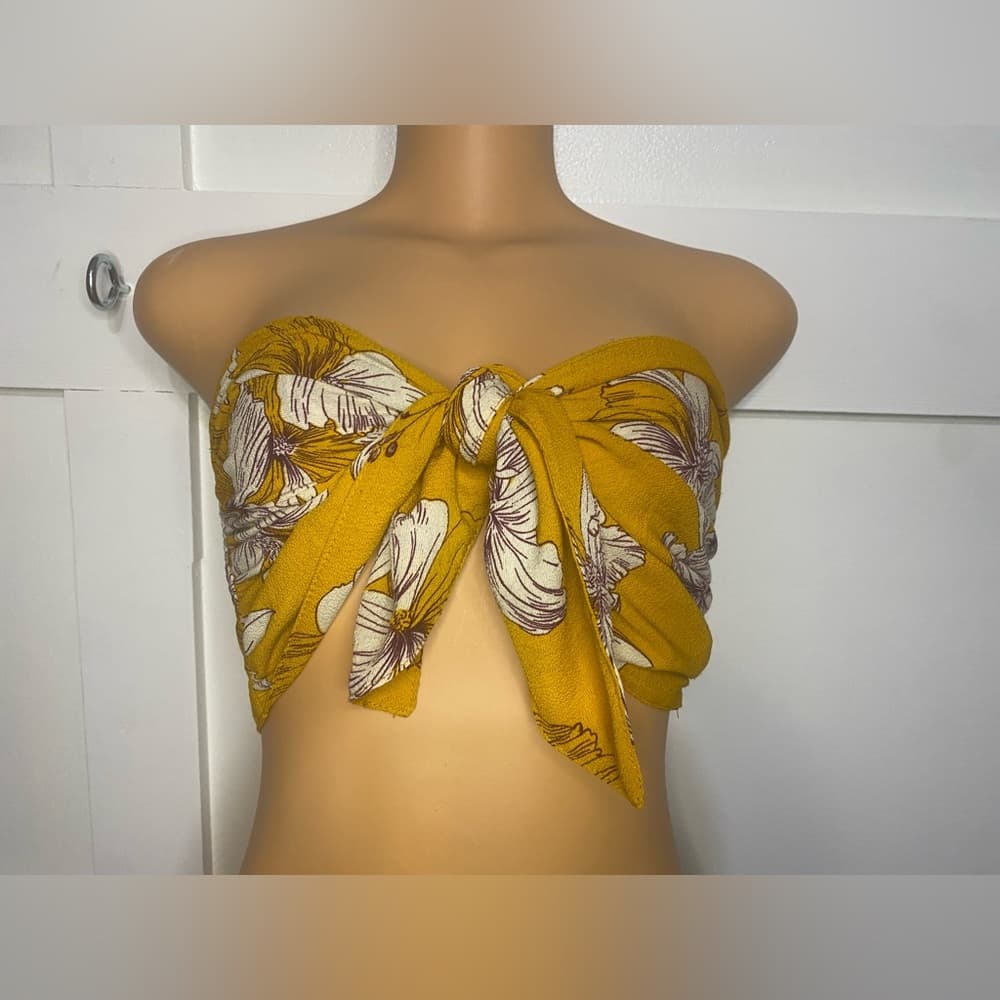 Body Wrap Strapless Top