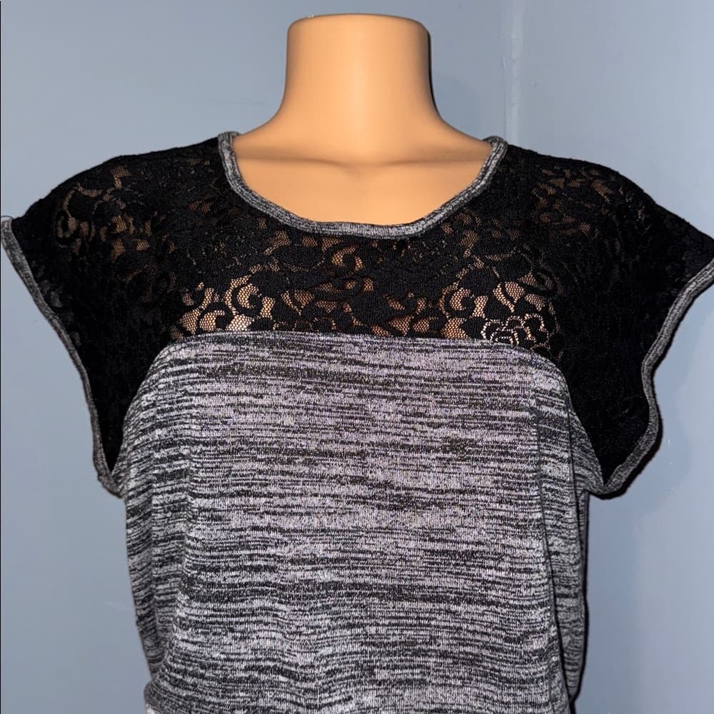 Express Grey Sleeveless Top with Lace Detail - Size Small