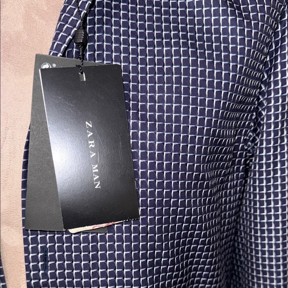 Zara Men's Dark Blue Patterned Button Down Shirt