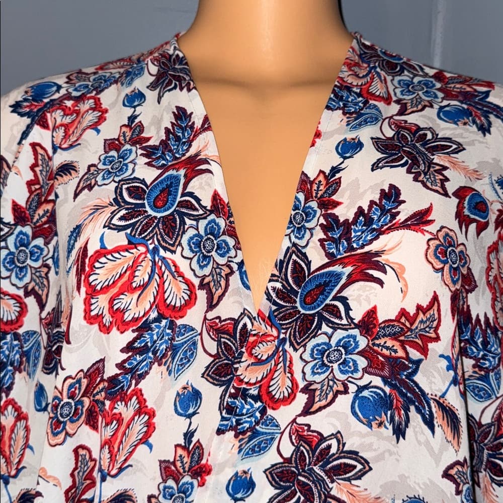 Forever 21 Floral Fringe Kimono - Size Medium