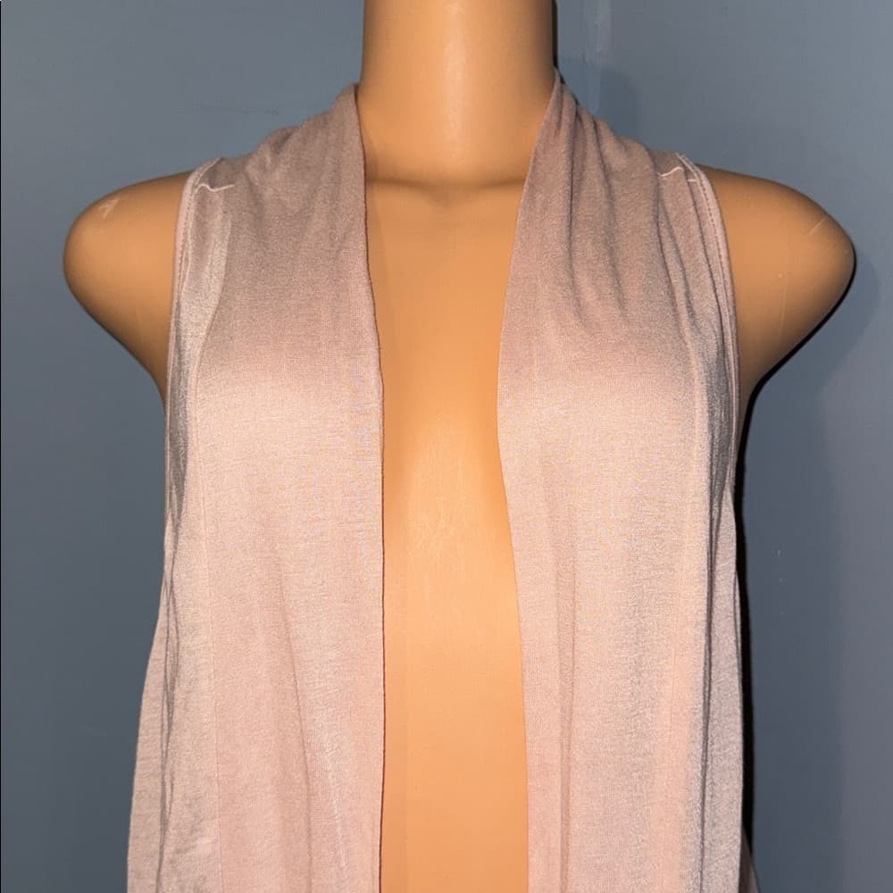 Fourteen and 9th Sleeveless Cardigan With Lace Accents - Size Large