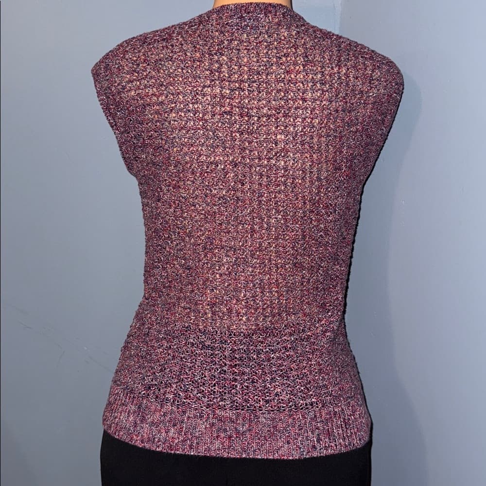 Wallace Knit V-Neck Sleeveless Sweater - Size Small