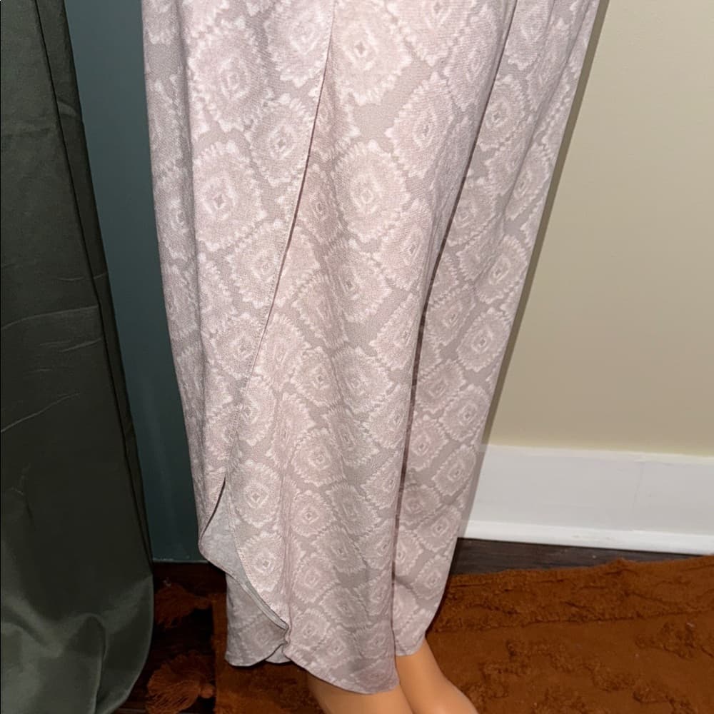 NWT - Roan & Ryan by Evereve Gray Patterned Pants - Size Large