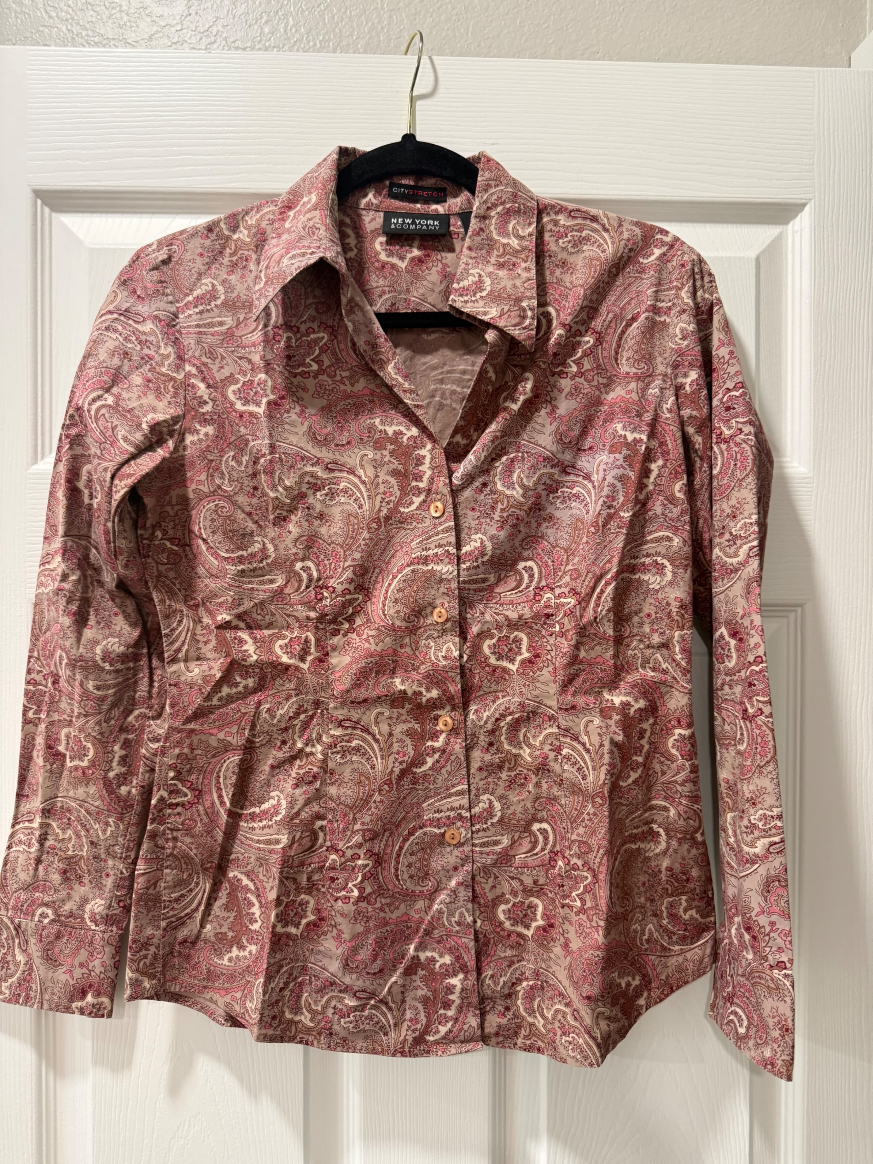 New York & Company Paisley Button-Up Shirt