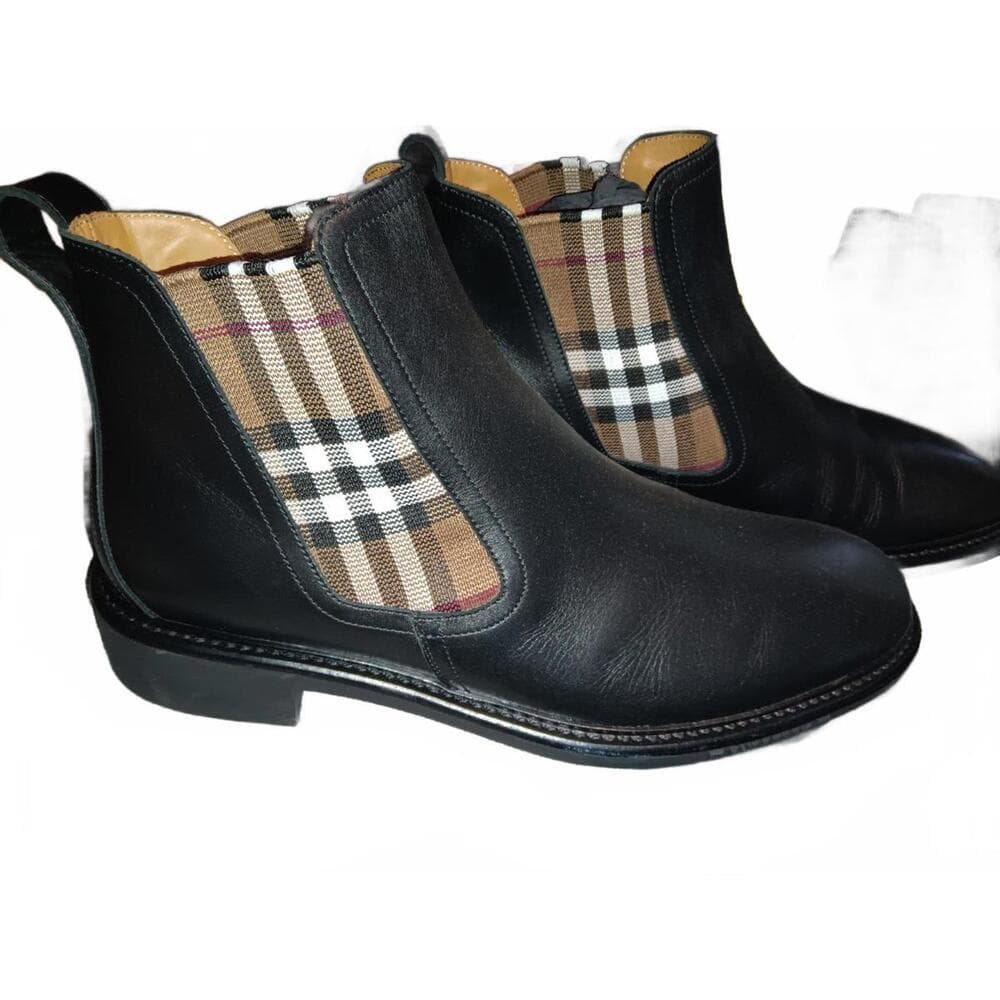 Burberry Black Leather Chelsea Boots with Plaid Elastic Side