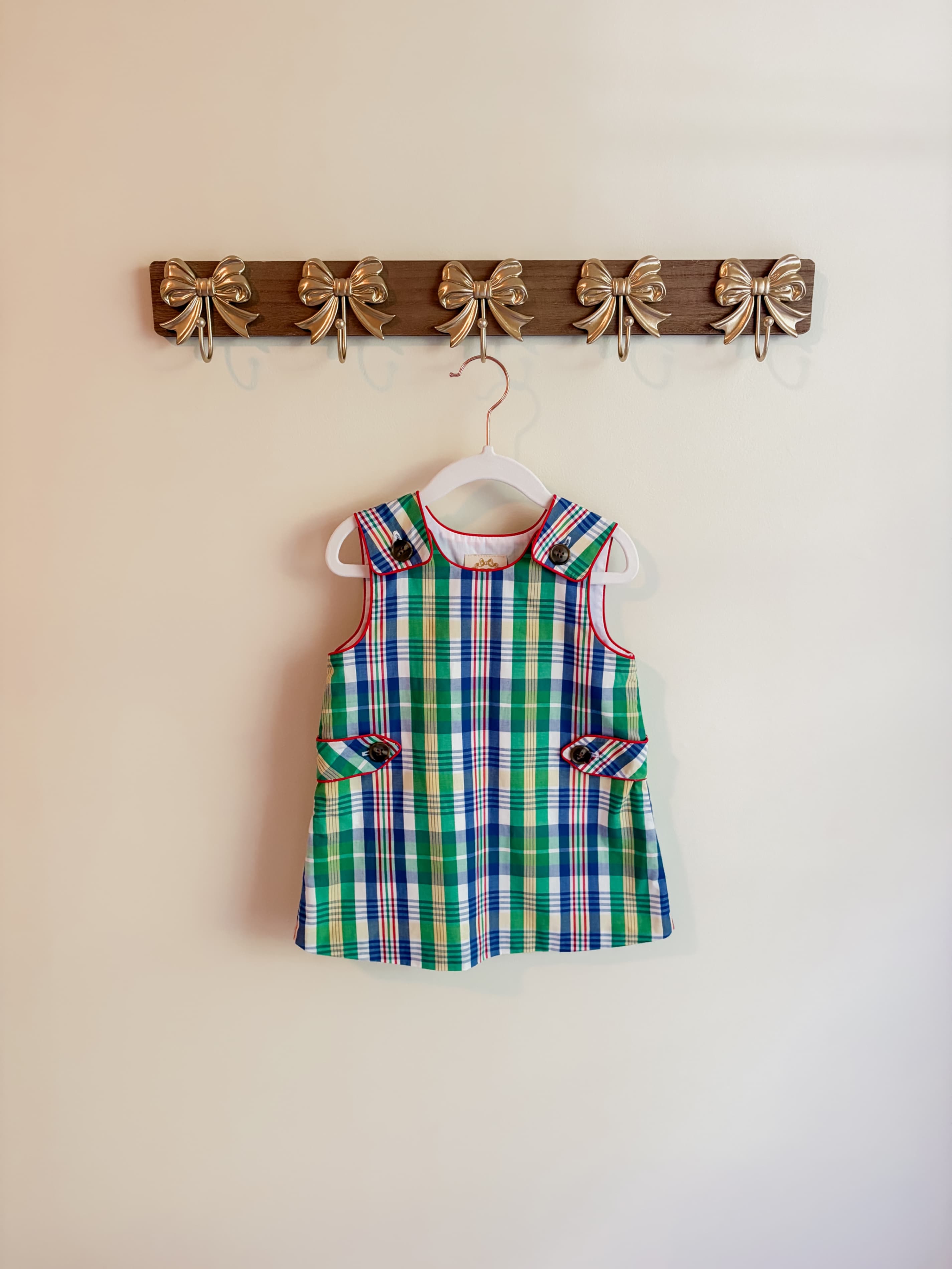 The Beaufort Bonnet Company size 2T Plaid Sleeveless Toddler Dress with Button Accents