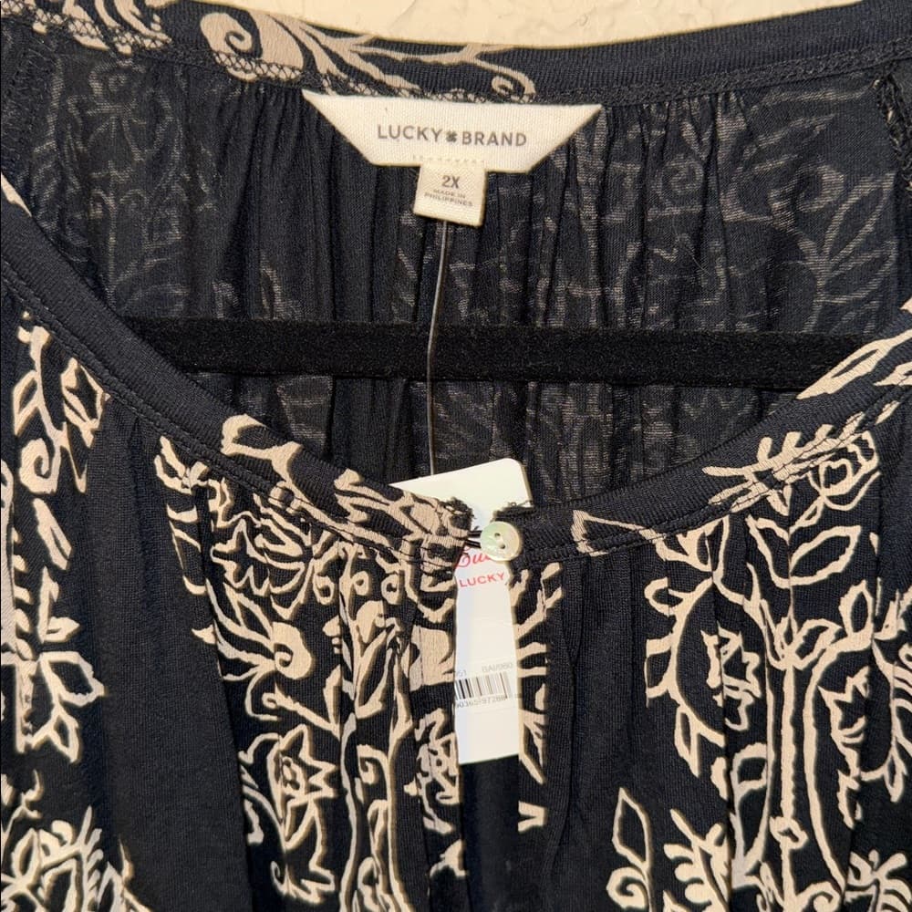 Lucky Brand Black Tunic with Cream Floral Print plus size 2x nwt