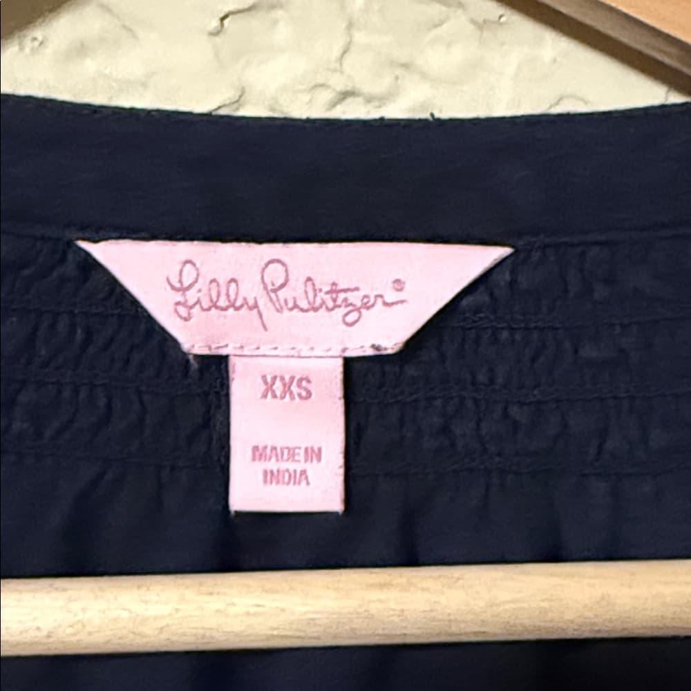 Lilly Pulitzer Navy Henley Tunic dress with Smocked Yoke xxs
