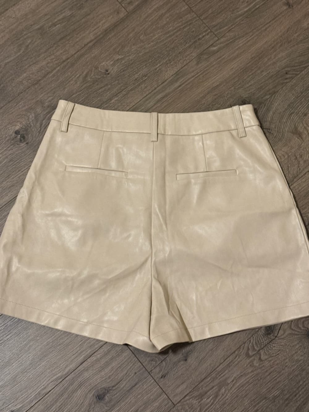 7 For All Mankind Cream High-Waist Faux Leather Shorts size medium