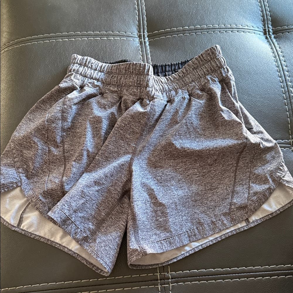 lululemon athletica Heather Gray Athletic Running Shorts size 6