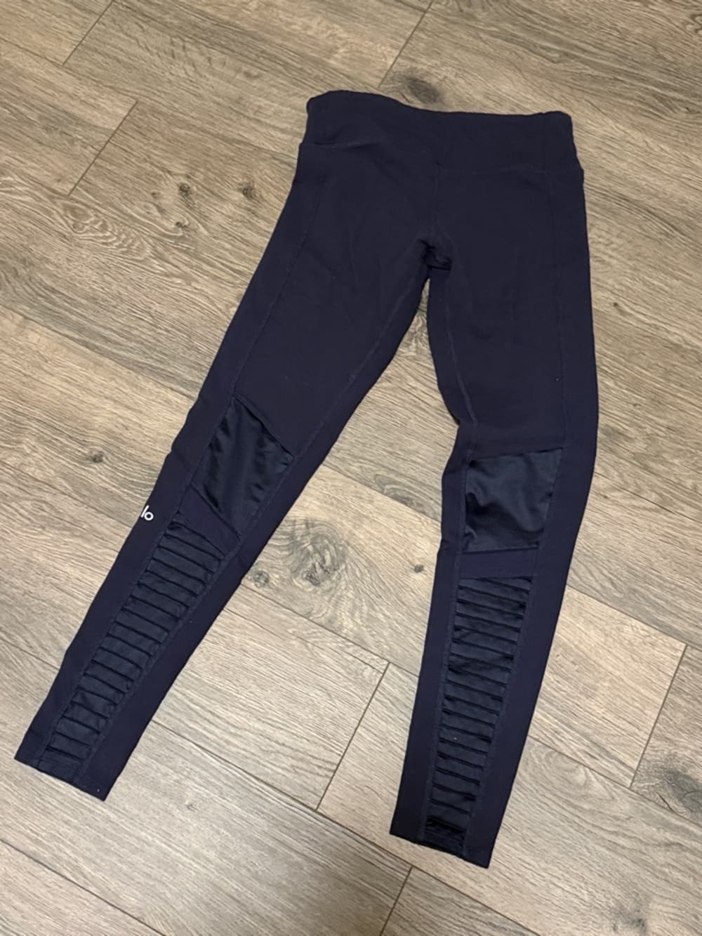 ALO Yoga Navy Blue Accordion Mesh Leggings