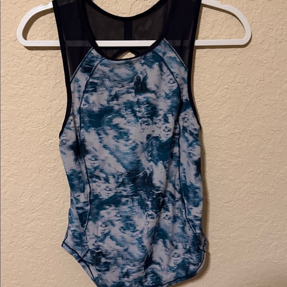 Lululemon Women's Teal Marble Print Mesh-Back Active Tank