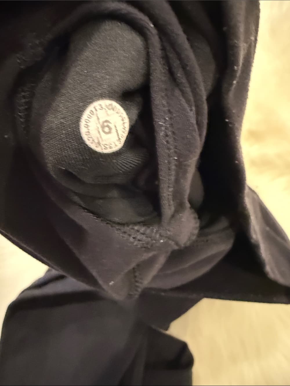 lululemon athletica Black Performance Leggings size 6