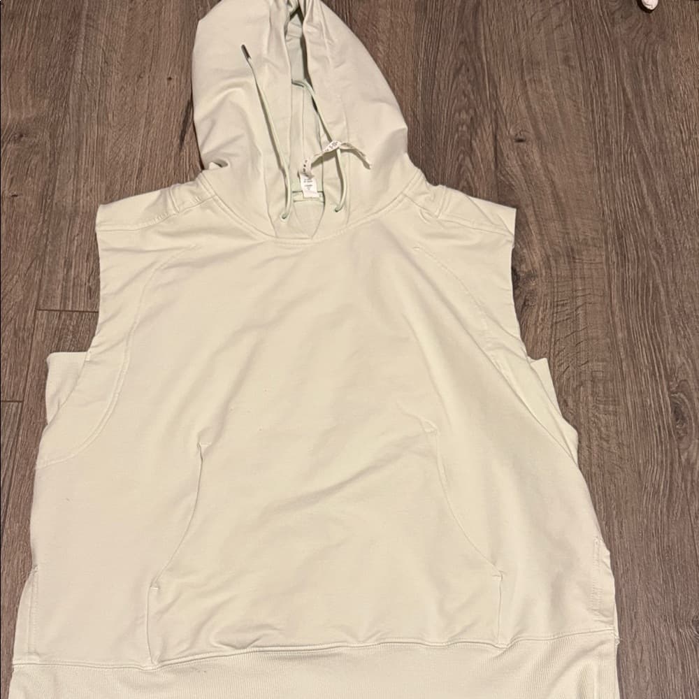 lululemon athletica Sleeveless Pullover Hoodie - Pale Green