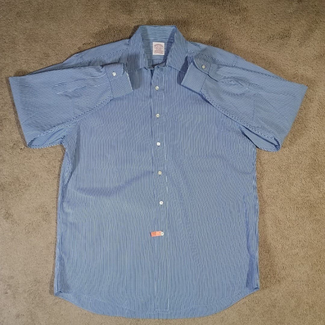 Brooks Brothers Button Up Shirt Mens 16 - 3 Non Iron Blue Striped Button Down