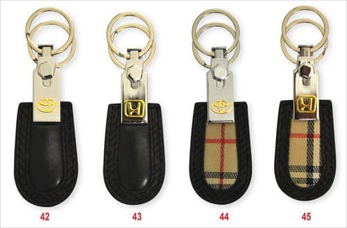 KEYCHAIN LEATHER Car toys Key chain EA42