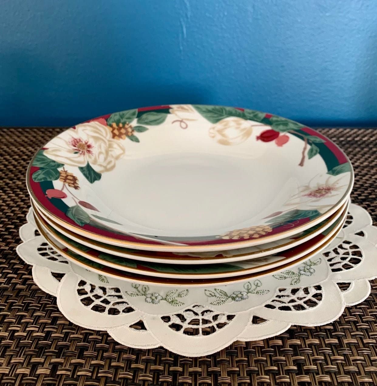 Vintage Tienshan China 'Magnolia' Rimmed Soup Bowls (4)