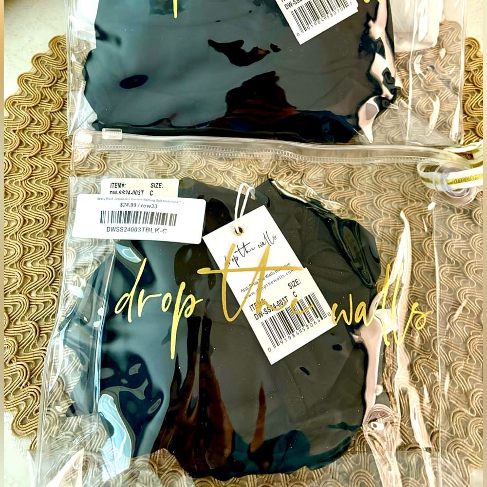 NWT Sassy Black Custom Scrunch Bikini Ruffle Bottom Underwire Top Black 2 pc Set