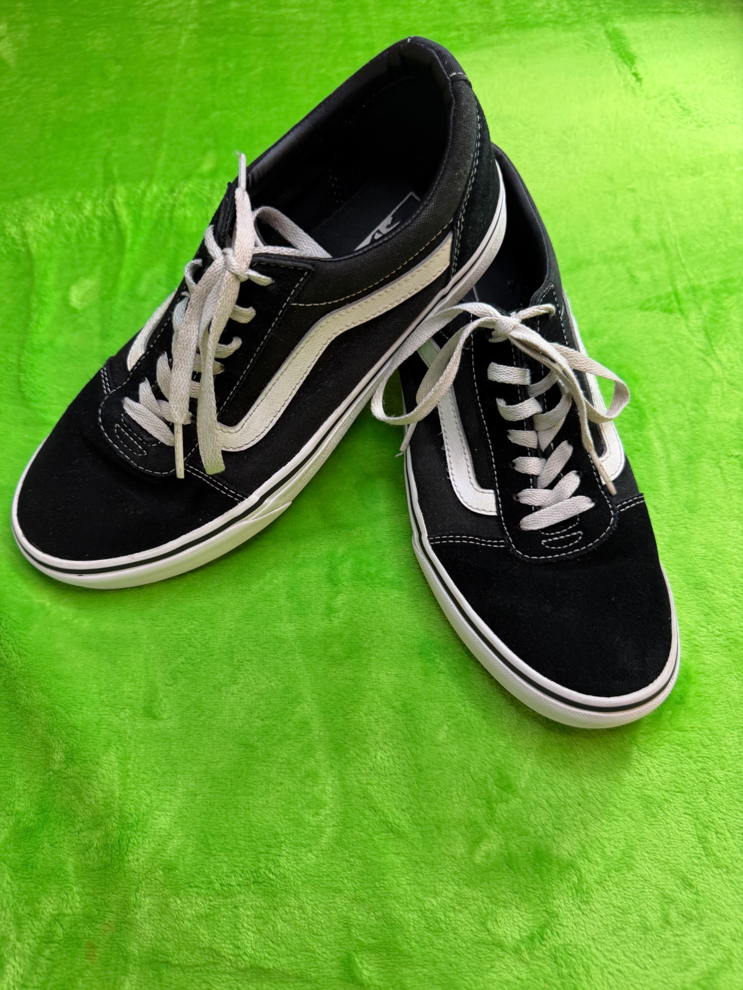 Vans Old Skool Black White Skate Shoes Mens Sz 8.5 Classic