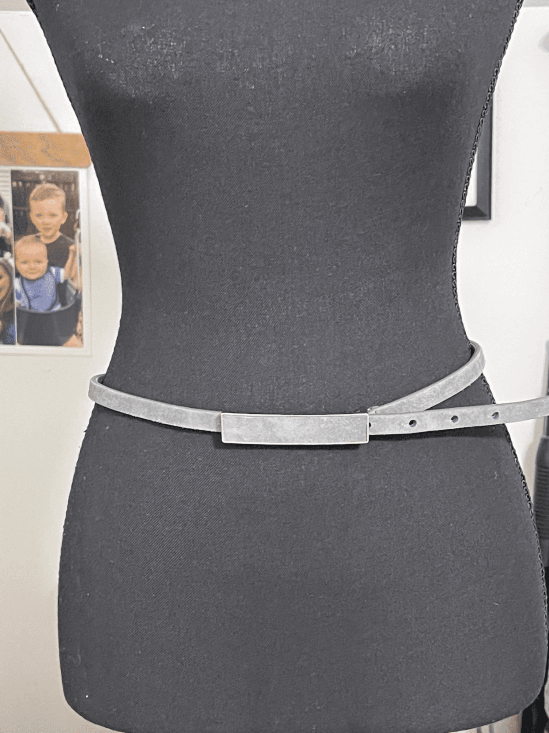 White House Black Market Women’s thin Leather Belt