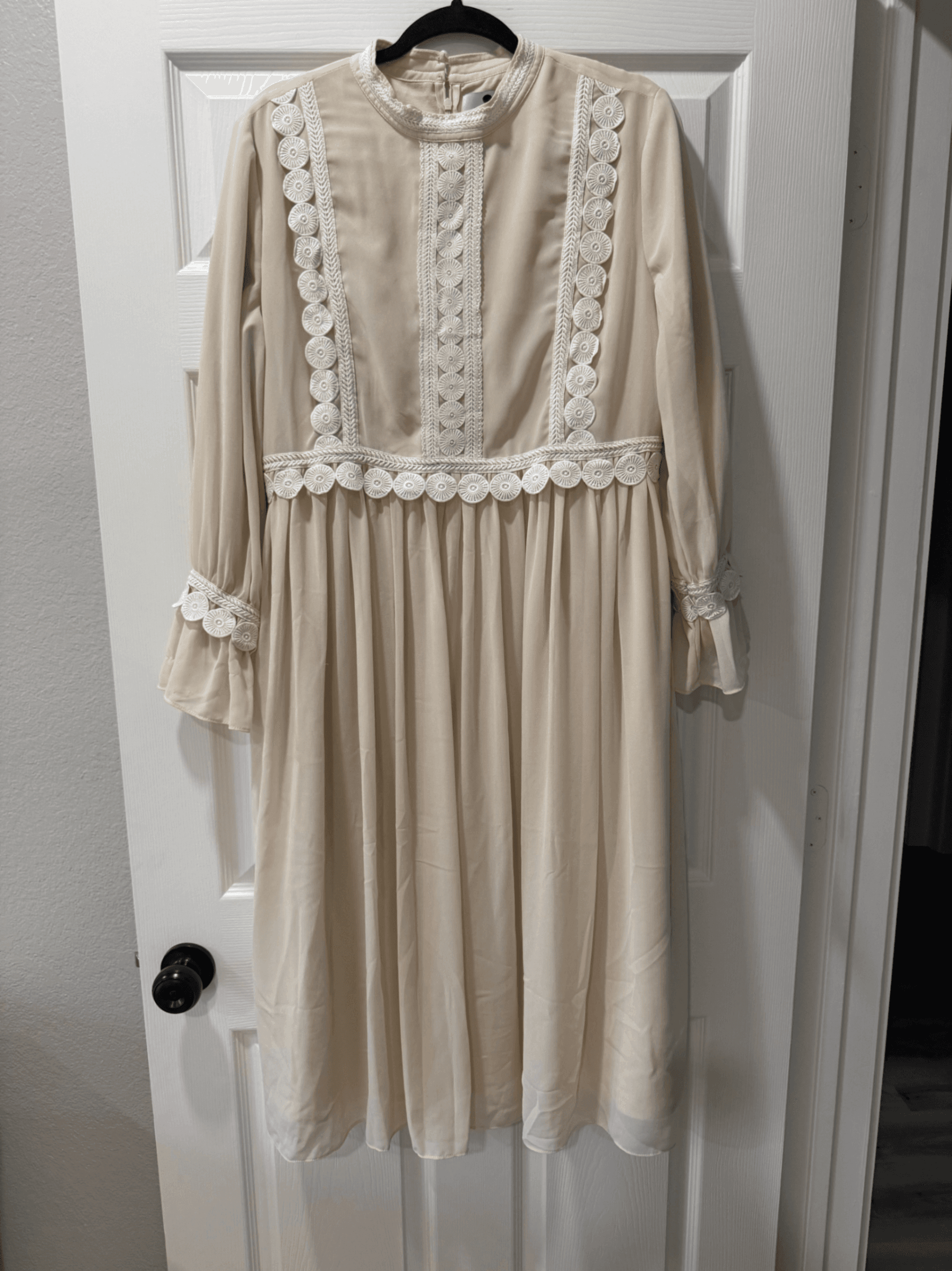Dainty Jewels Vintage Cream Lace Long Sleeve Dress XL
