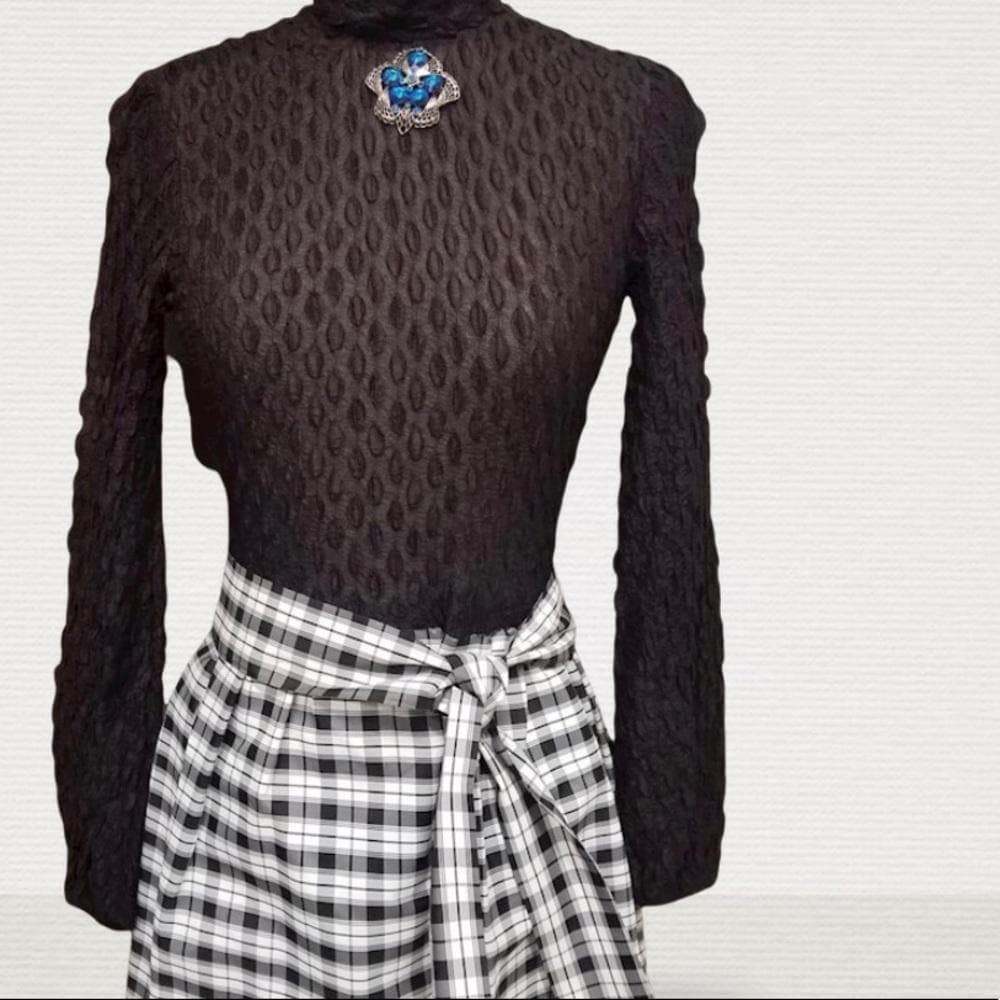 Vintage Dress Black/White Plaid Long Evening Dress- Size 7 Vintage Brooch