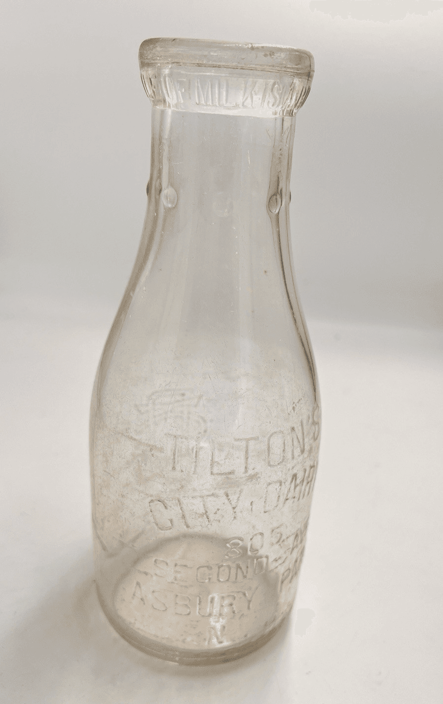 Tilton's City Dairy 805 Second Ave Asbury Park N.J. Quart Milk Bottle