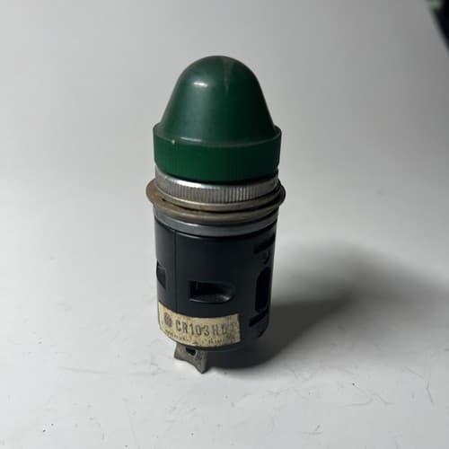 GENERAL ELECTRIC CR103HD1 GREEN PILOT LIGHT , No Bulb *USED*