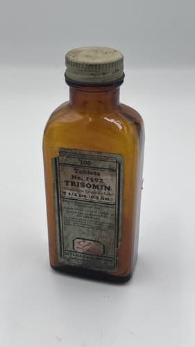 Rare Vintage Medicine Bottle Trisomin, Magnesium Trisilicate Lilly Collectible