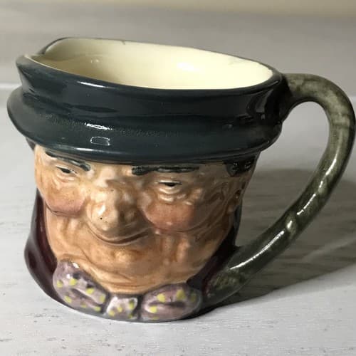 Vintage Royal Doulton Tony Weller 2.25" Toby Mug