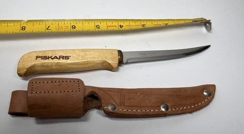 NICE FISKARS FINLAND 4" BLADE FISH FILET KNIFE WITH SHEATH 8" LONG