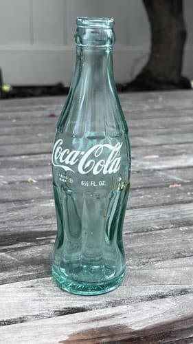 Vintage Coca Cola 6 1/2 oz Soda Bottle Hobble Skirt Green Glass Memphis TN
