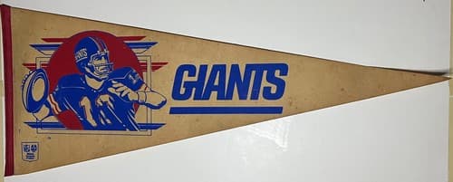 Vintage New York Giants Football Team "QB Passing Logo" Full Size Pennant 29"