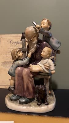 M.J.Hummel Goebel At Grandpa's #51 Figurine with COA & Box