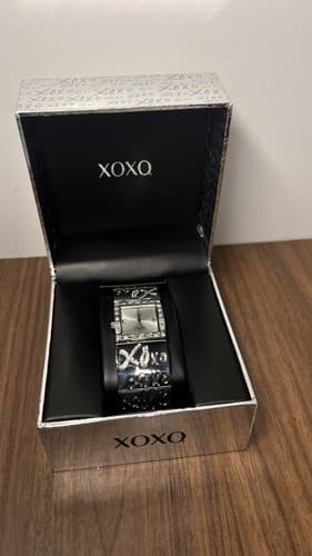 XOXO Silver-Tone Bracelet Crystal Stations Women Watch - XO5115 New Battery