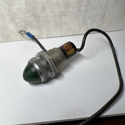 Drake Indicator Pilot Panel Lamp Red 75W 125V with bulb