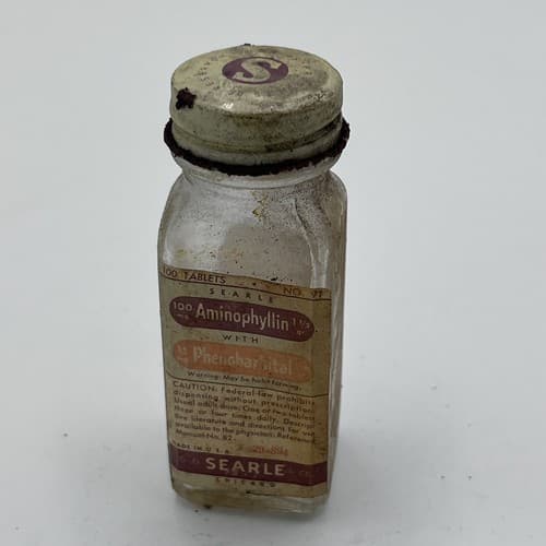 Vintage Glass Medicine Bottle G.D Searle & Co. Aminophyllin 100 tablet empty