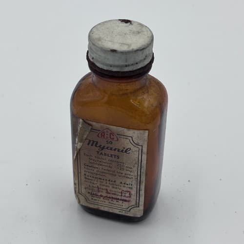RARE Vintage Myanil Mephenesin Amber 4" Bottle with label EMPTY for DISPLAY