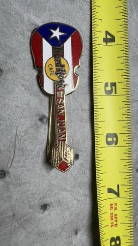 Hard Rock Cafe San Juan Puerto Red Flag Guitar Pin