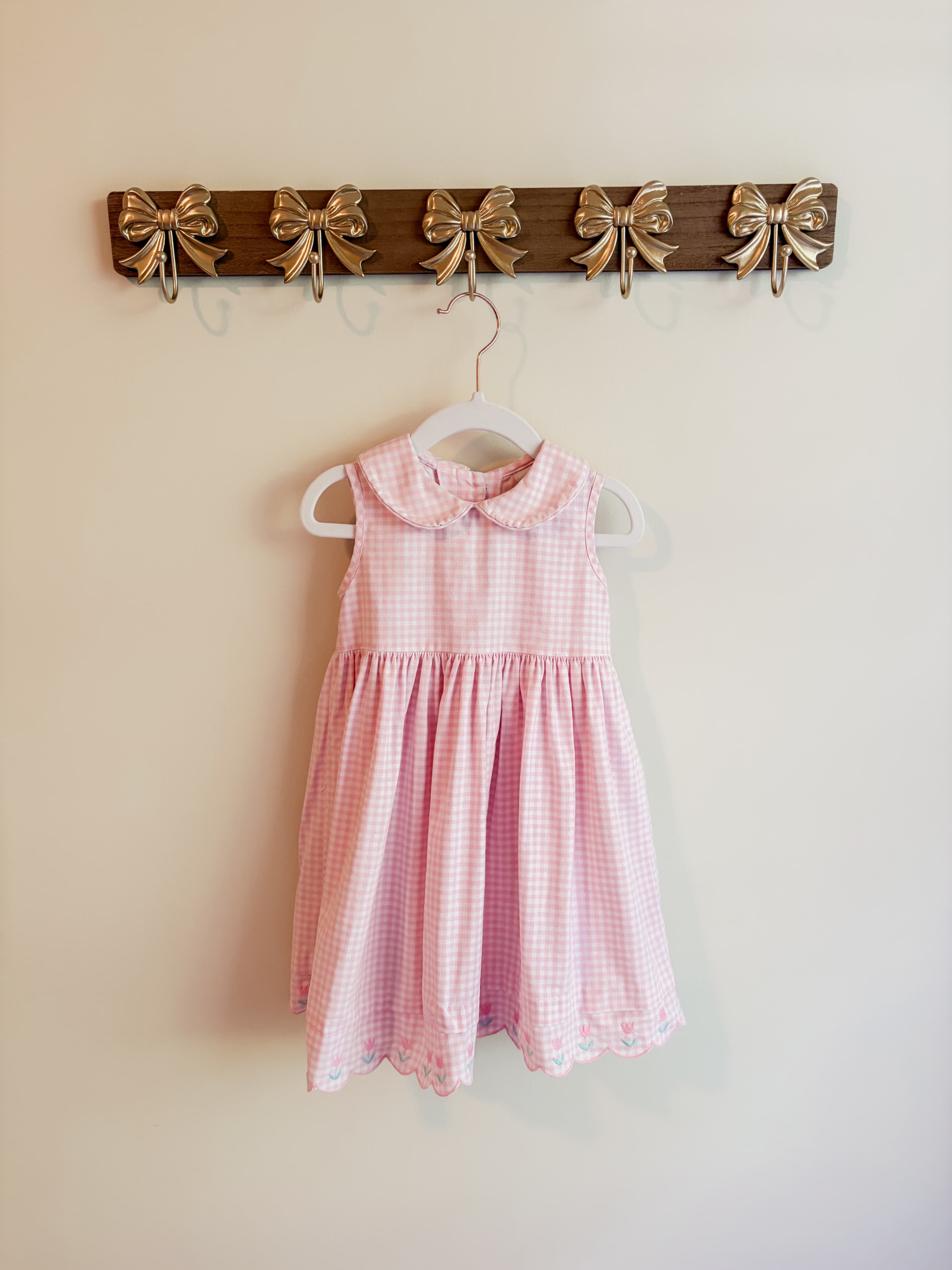 Good Lad Pink Gingham Sleeveless Dress with Scalloped Hem size 2T