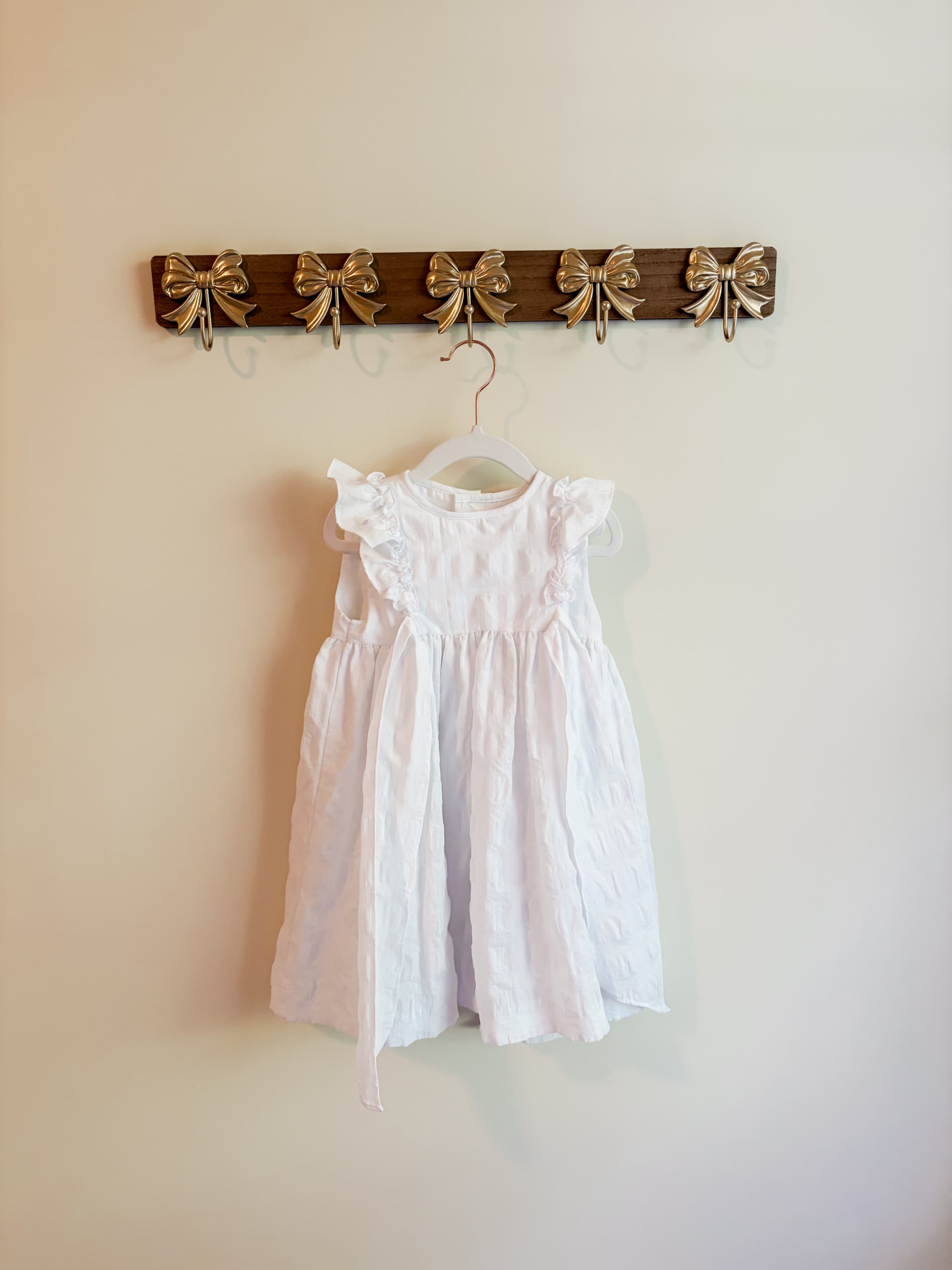 Sophia & Lucas White Sleeveless Ruffle Dress Size 3T