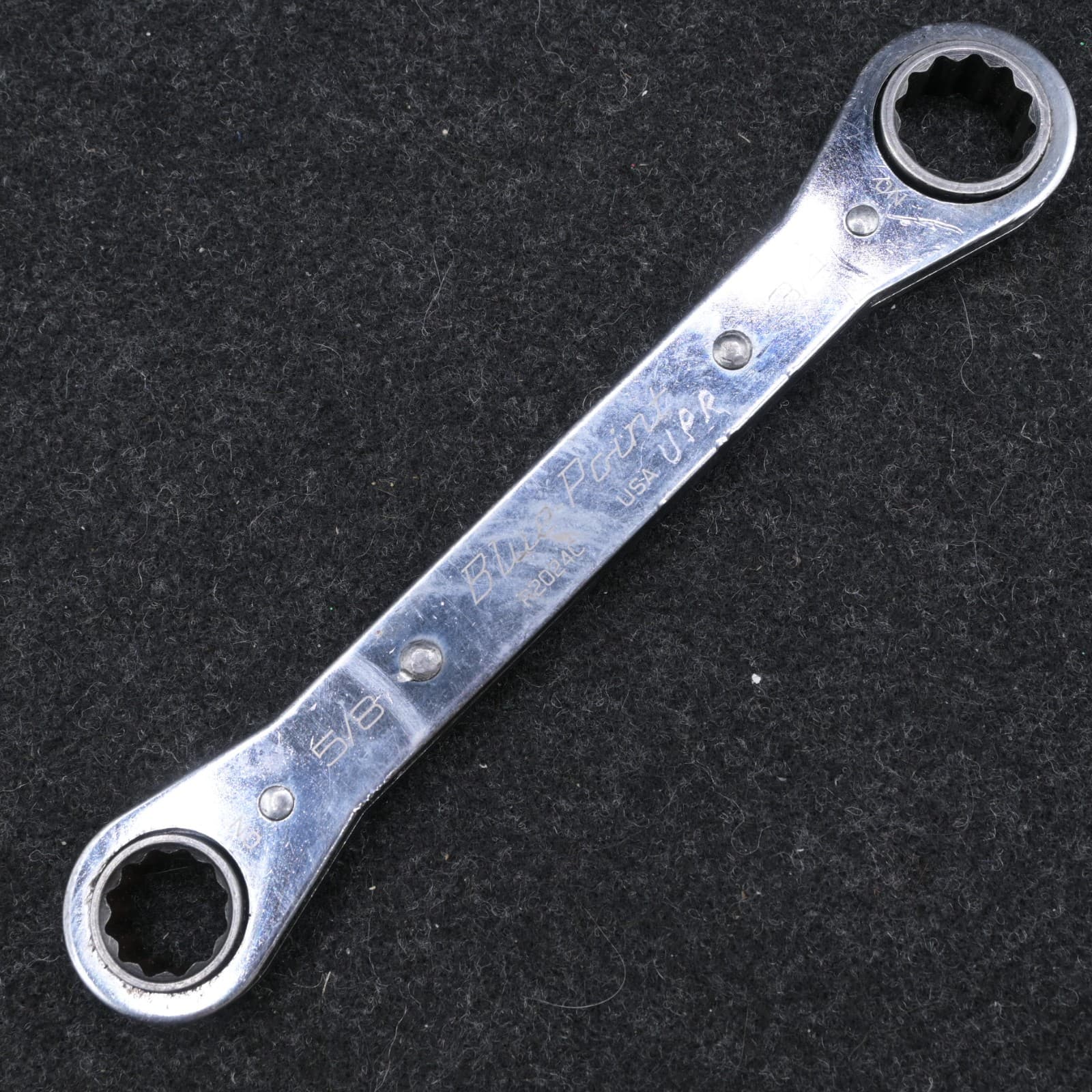 Blue Point 5/8" and 3/4" 12 Point Box End Ratcheting Wrench H2024C USA