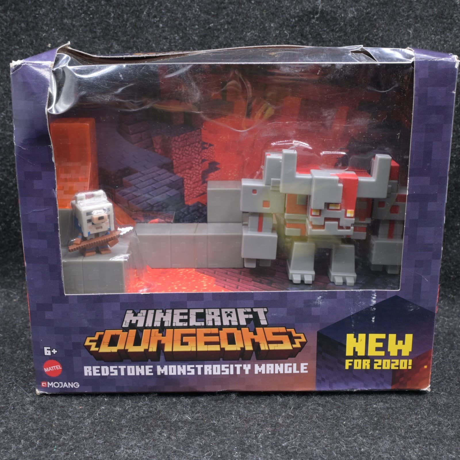 Minecraft Dungeons Redstone Monstrosity Mangle Battle Box 2020 NEW