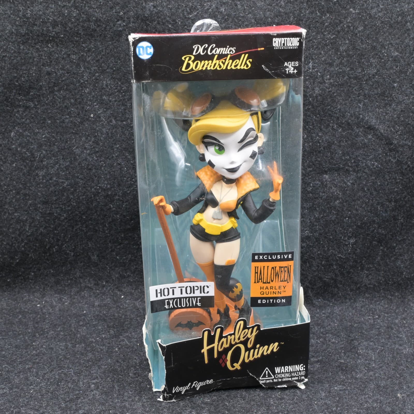 Cryptozoic DC Comics Bombshells Series 3 Harley Quinn 7 Vinyl Figure - Window-Bo