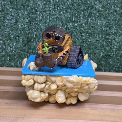 Disney Rewind Popcorn Series 2 Mystery Figure Wall-E