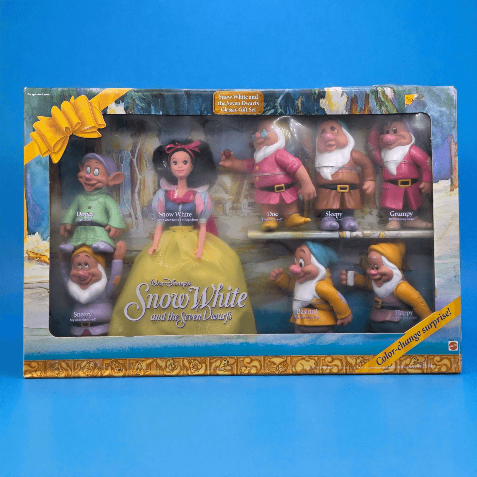 Disney Snow White and the Seven Dwarfs Classic Color Changing Set - MPN 10558