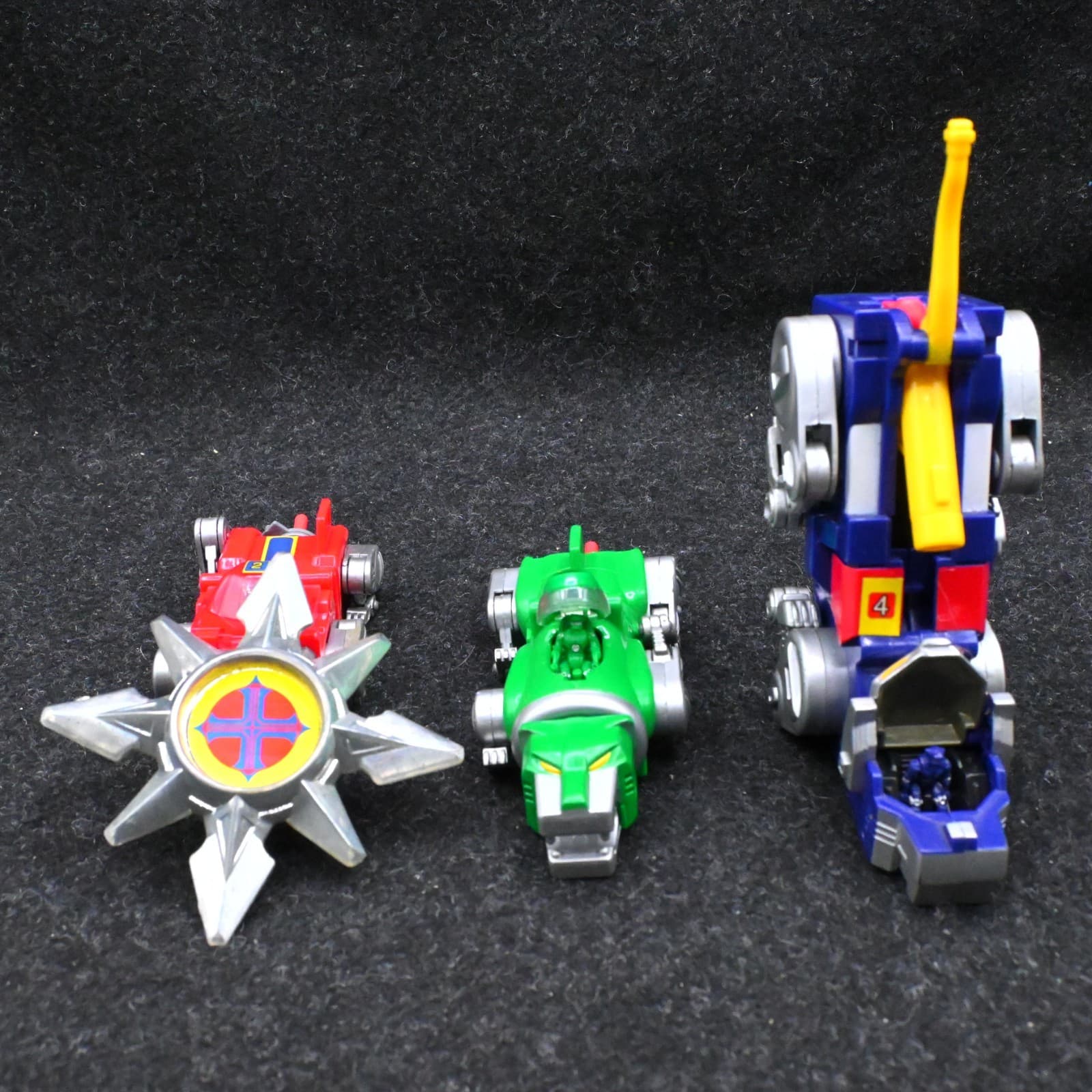 Voltron 1998 Third Dimension Mighty Lion Force with Blue Red & Green Figures